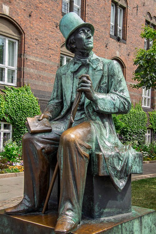 Hans Christian Anderson Statue Copenhagen